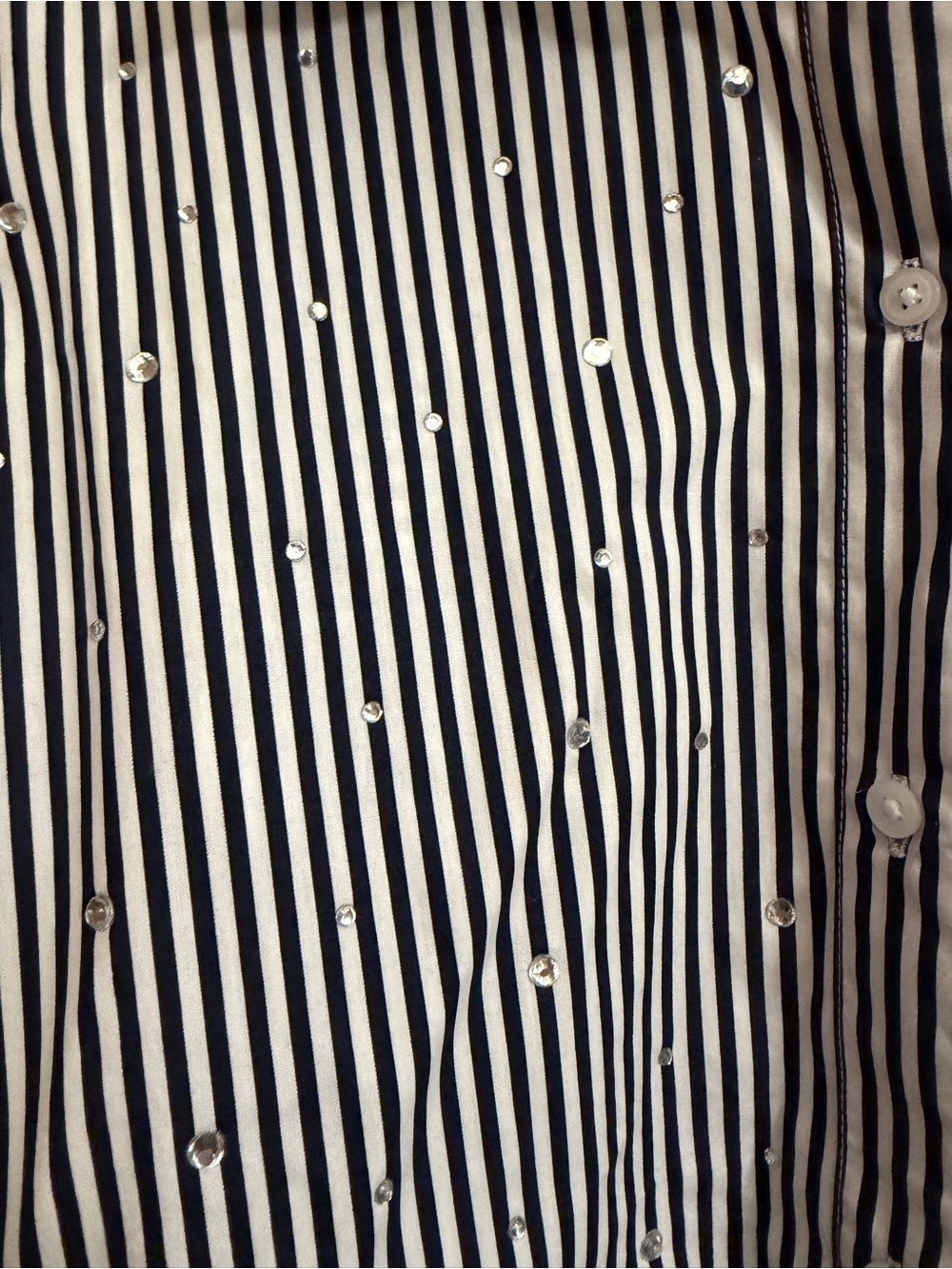 Express button down - Picture 3 of 4